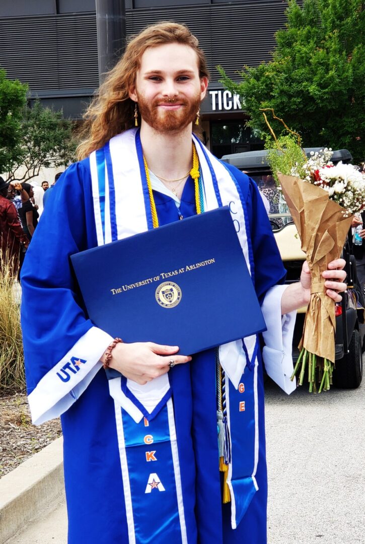Douglas - graduation UTA Douglas - graduation UTA